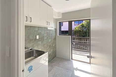 Photo of property in 19 Tahi Terrace, Glen Eden, Auckland, 0602