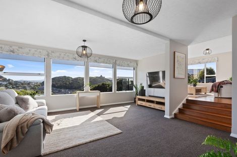 Photo of property in 20 Sailmaker Close, Whitby, Porirua, 5024
