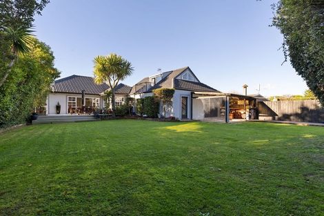 Photo of property in 72 Jickell Street, Hokowhitu, Palmerston North, 4410