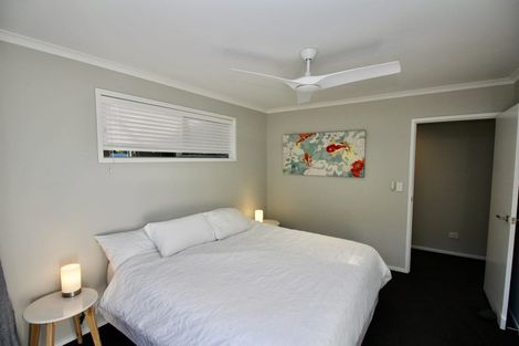 Photo of property in 2 Roseberry Place, Whitianga, 3510