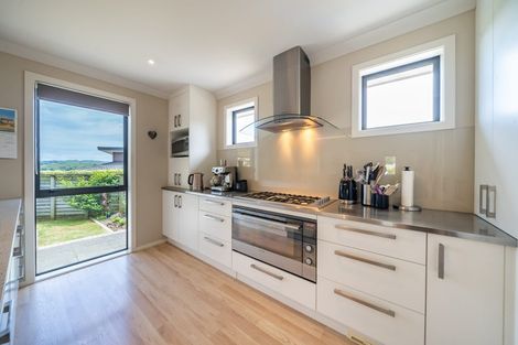 Photo of property in 24 The Masthead, Whitby, Porirua, 5024