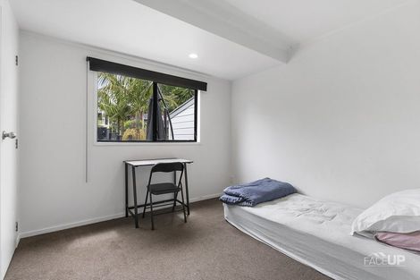 Photo of property in 50 Lagoon Way, West Harbour, Auckland, 0618