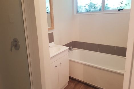 Photo of property in 12 Ruddenklau Lane, Bishopdale, Christchurch, 8053
