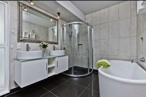Photo of property in 120 Lake Road, Belmont, Auckland, 0622