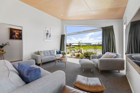 Photo of property in 28 Armadale Street, Mosgiel, 9024