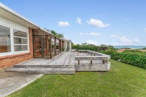 Photo of property in 35 Kitchener Road, Takapuna, Auckland, 0622