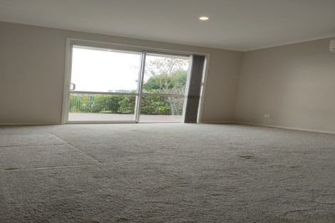 Photo of property in 4 Alloway Street, Westgate, Auckland, 0614