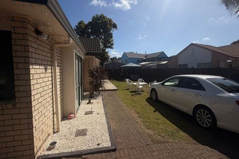 Photo of property in 78 Sheriff Place, Randwick Park, Auckland, 2105