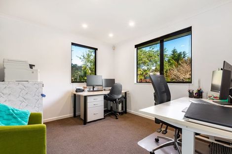 Photo of property in 48 Sailmaker Close, Whitby, Porirua, 5024