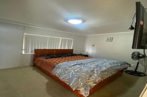 Photo of property in 77a Rosier Road, Glen Eden, Auckland, 0602