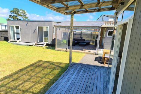 Photo of property in 142 The Fairway, Matarangi, Whitianga, 3592