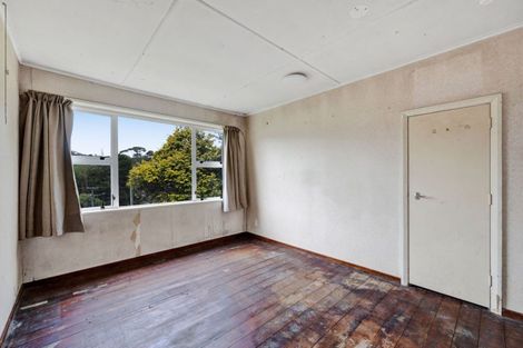 Photo of property in 6 Mill Road, New Plymouth, 4310