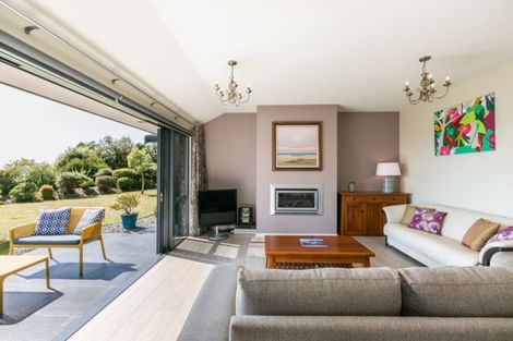 Photo of property in 64 Waipuka Road, Waimarama, Havelock North, 4294