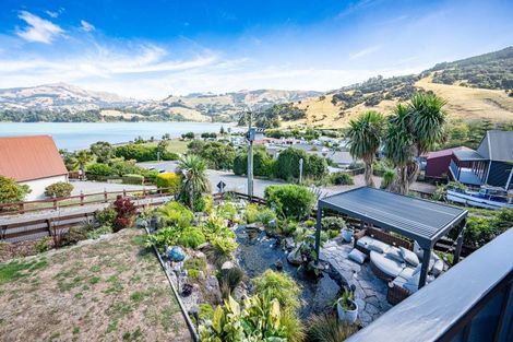 Photo of property in 18 Haywards Lane, Duvauchelle, 7581