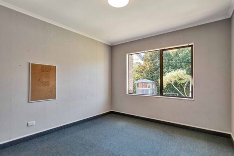Photo of property in 66 Karina Road, Merrilands, New Plymouth, 4312