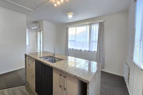 Photo of property in 87 Arimu Road, Papakura, 2110