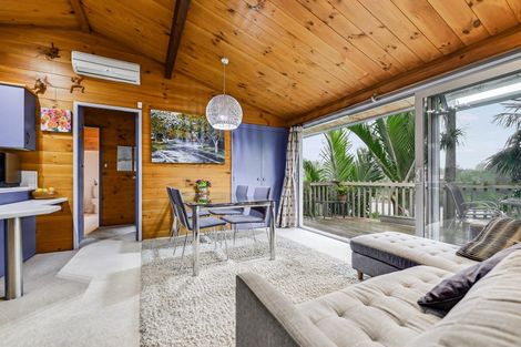 Photo of property in 92 Poaka Avenue, Dinsdale, Hamilton, 3204