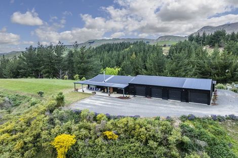 Photo of property in 1040 Kahuranaki Road, Kahuranaki, Havelock North, 4295