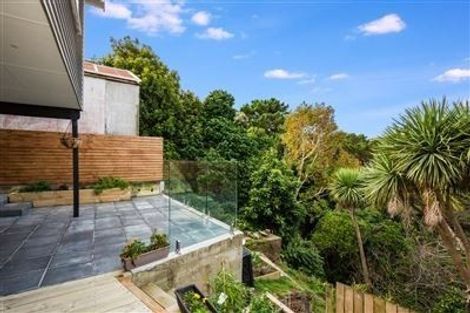 Photo of property in 56 Motuhara Road, Plimmerton, Porirua, 5026