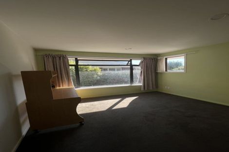 Photo of property in 17 Nortons Road, Avonhead, Christchurch, 8042