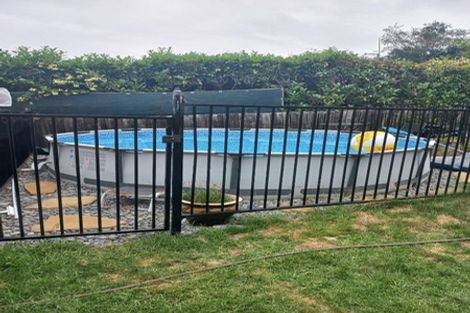 Photo of property in 28 Domain Road, Waipawa, 4210