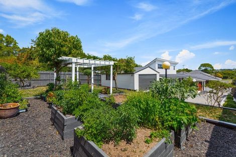 Photo of property in 181 Rathgar Road, Henderson, Auckland, 0610