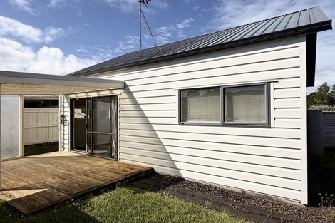 Photo of property in 8 Jillteresa Crescent, Half Moon Bay, Auckland, 2012