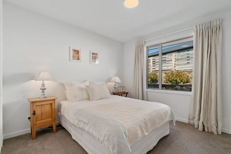 Photo of property in 63 Minaret Ridge, Wanaka, 9305