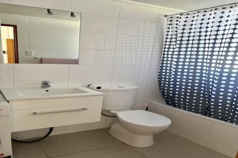 Photo of property in Beresford Apartments, 12/118u Russell Terrace, Berhampore, Wellington, 6023