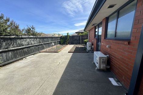 Photo of property in 34 Davaar Crescent, Broomfield, Christchurch, 8042