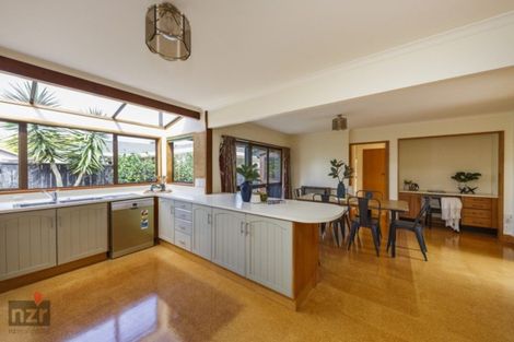 Photo of property in 3 Hind Place, Hokowhitu, Palmerston North, 4410