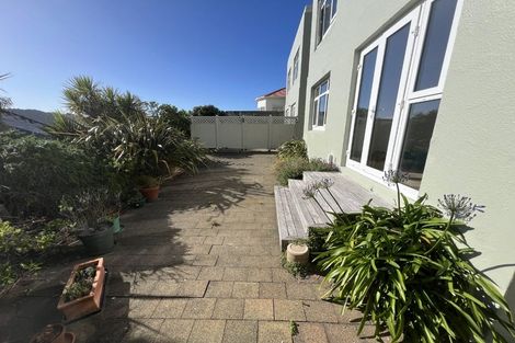 Photo of property in 23c U1 Maida Vale Road, Roseneath, Wellington, 6011