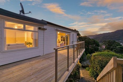Photo of property in 71 Jubilee Road, Khandallah, Wellington, 6035