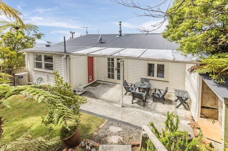 Photo of property in 17 Mitchell Street, Brooklyn, Wellington, 6021