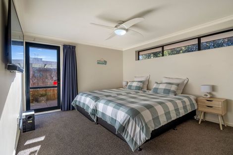 Photo of property in 6 Golden Courie Close, Papamoa Beach, Papamoa, 3118