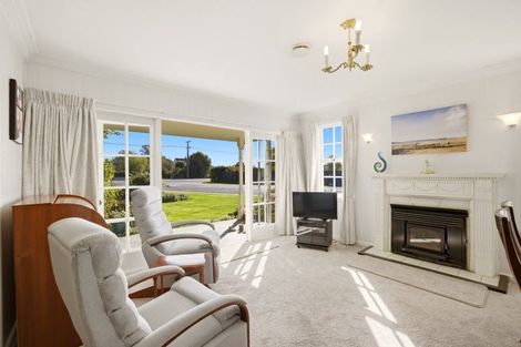 Photo of property in 10 Cunningham Street, Leeston, 7632