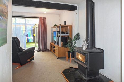 Photo of property in 16a Shortt Street, Foxton Beach, Foxton, 4815