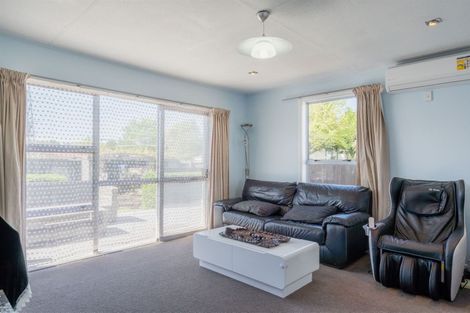 Photo of property in 12 Pensacola Crescent, Broomfield, Christchurch, 8042