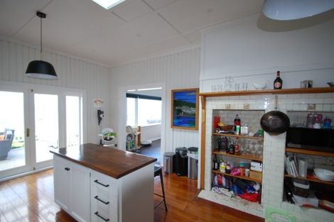Photo of property in 4 Lower Watt Street, Wadestown, Wellington, 6012