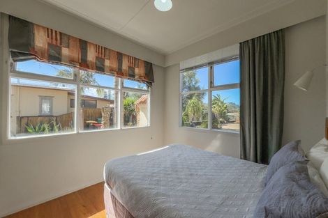 Photo of property in 120 Kiwi Road, Whangamata, 3620