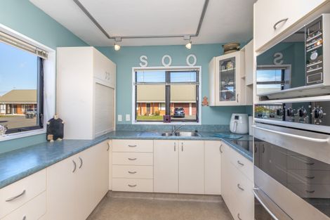 Photo of property in Carmichael Courts, 14/14 Wharenui Road, Upper Riccarton, Christchurch, 8041