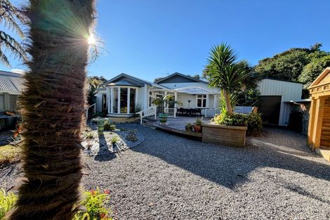 Photo of property in 24 Bracken Street, Petone, Lower Hutt, 5012