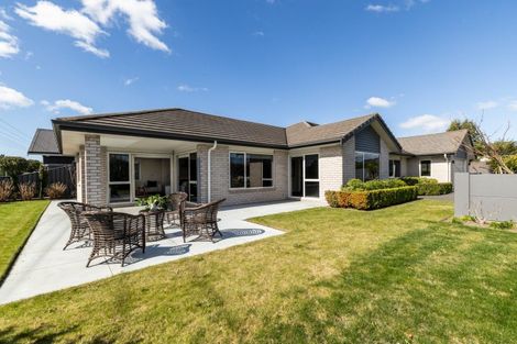 Photo of property in 1 Whakatomo Place, Havelock North, 4130