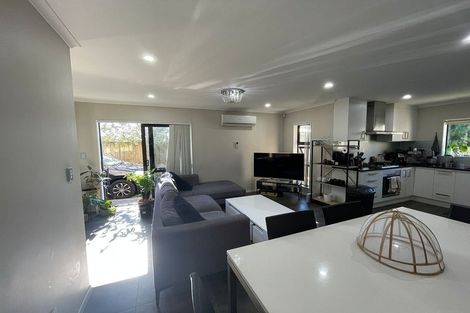 Photo of property in 5 Goyal Lane, Pakuranga, Auckland, 2010