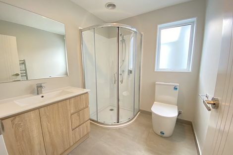 Photo of property in 35 Kaimai Avenue, Massey, Auckland, 0614