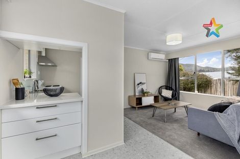 Photo of property in 15b Pencarrow Crescent, Wainuiomata, Lower Hutt, 5014