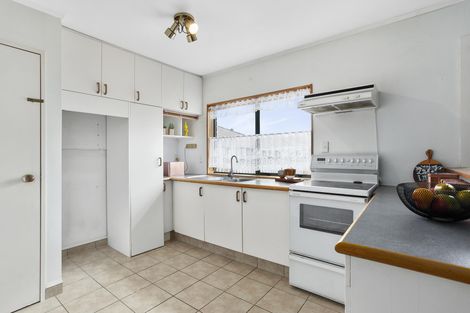 Photo of property in 4 Parker Avenue, New Lynn, Auckland, 0600