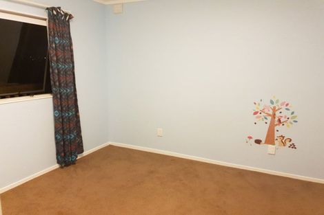 Photo of property in 130 Manuka Road, Bayview, Auckland, 0629