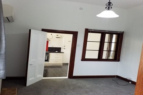 Photo of property in 108 The Parade, Island Bay, Wellington, 6023