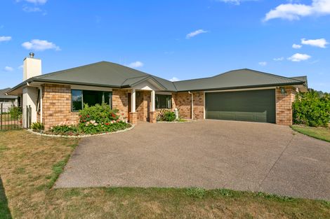 Photo of property in 14 Mirbeck Avenue, Cambridge, 3434